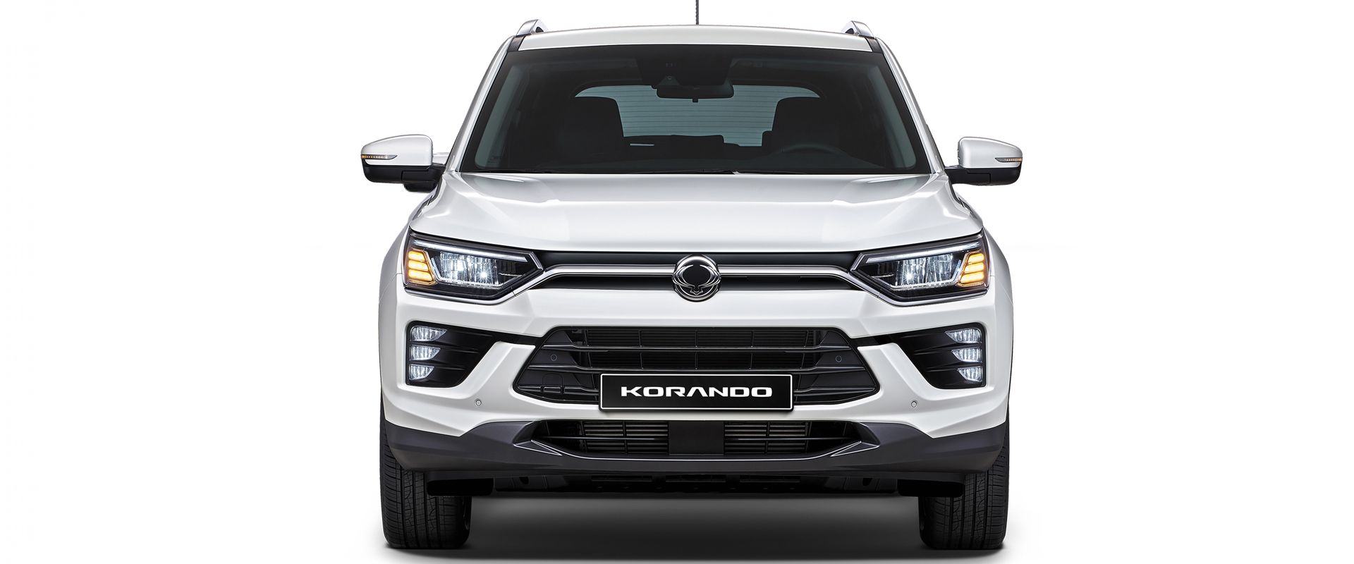 pic showroom detail korando 05