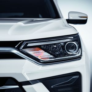 pic showroom detail korando 19